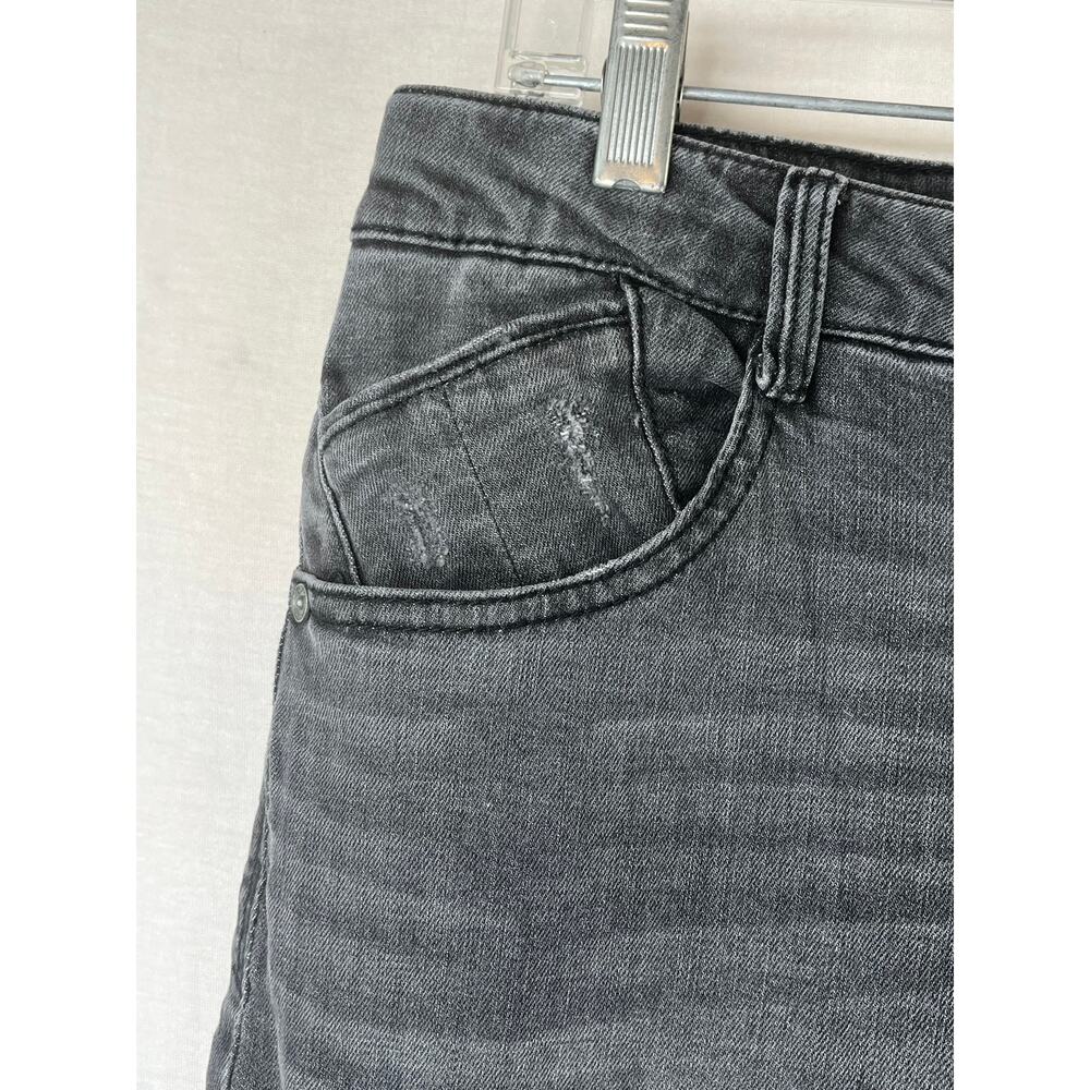 Democracy Flex-ellent floral embroidered black jeans, size 8 - Picture 9 of 11